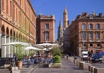 Car rental in Toulouse, France
